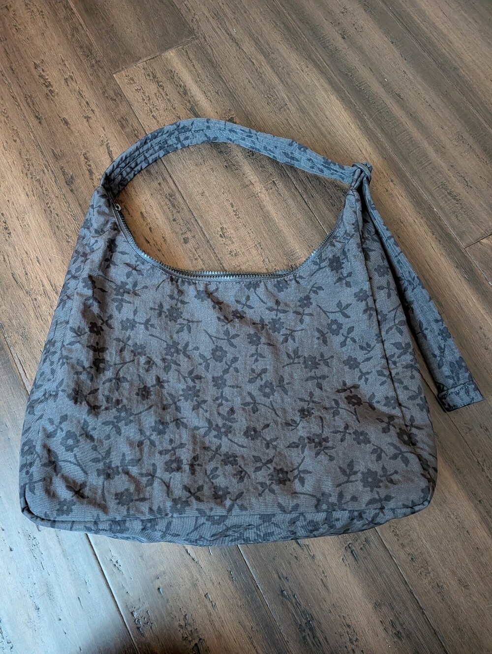 Baggu Shoulded Bag Charcoal Ditsy Floral